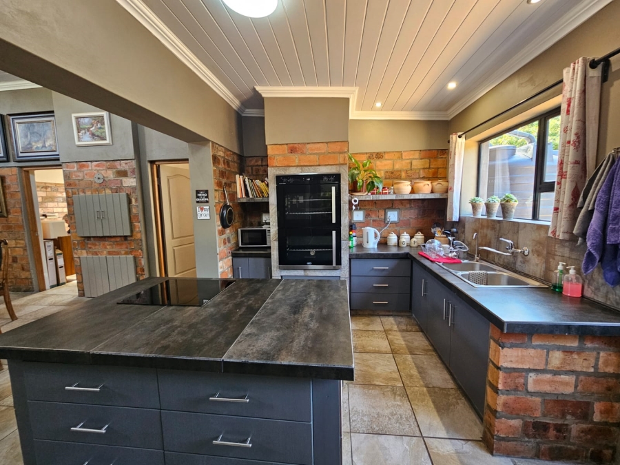 3 Bedroom Property for Sale in Stilbaai Wes Western Cape